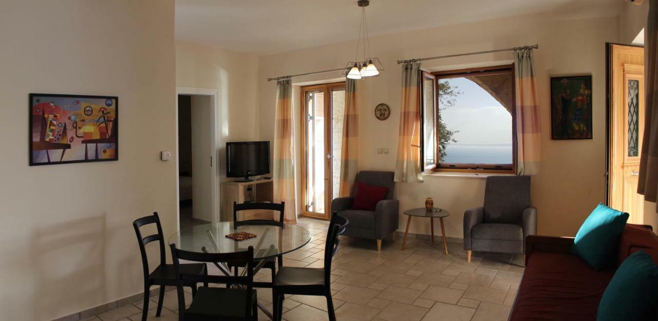 Olive Stonehouses Kalamata Dış mekan fotoğraf