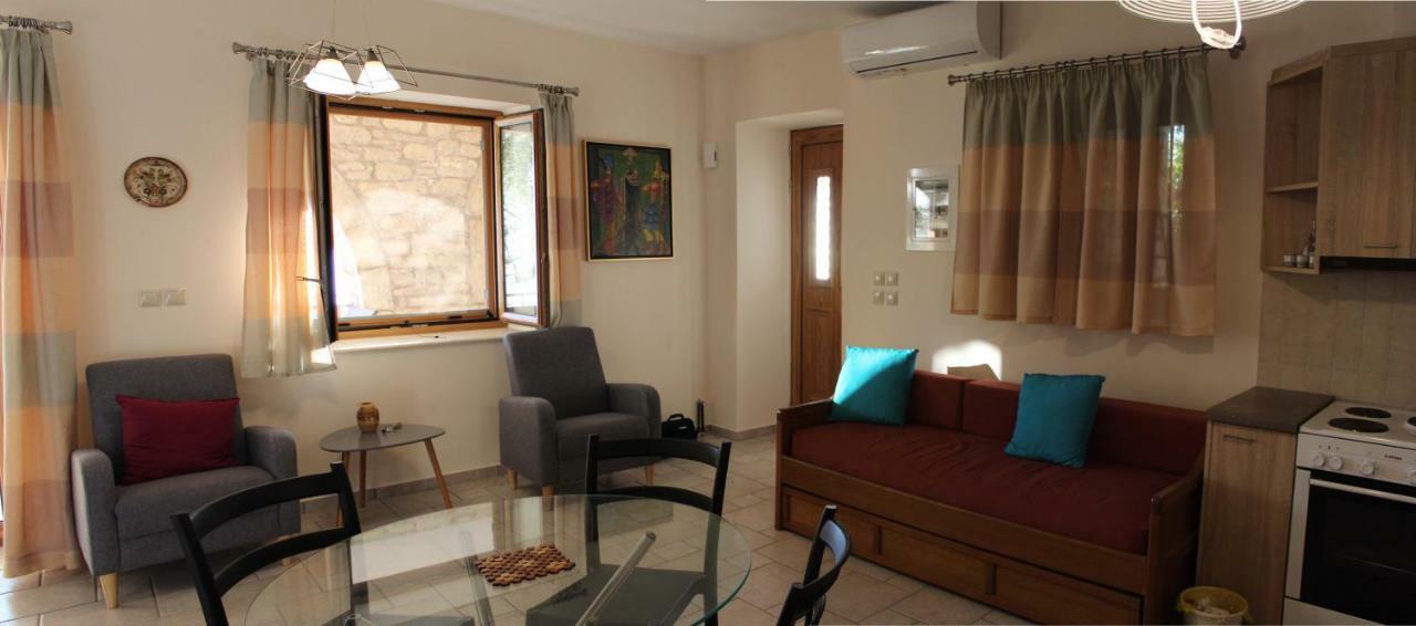 Olive Stonehouses Kalamata Dış mekan fotoğraf